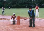 Blind peoples playing cricket with Actor Kunjako Boban 